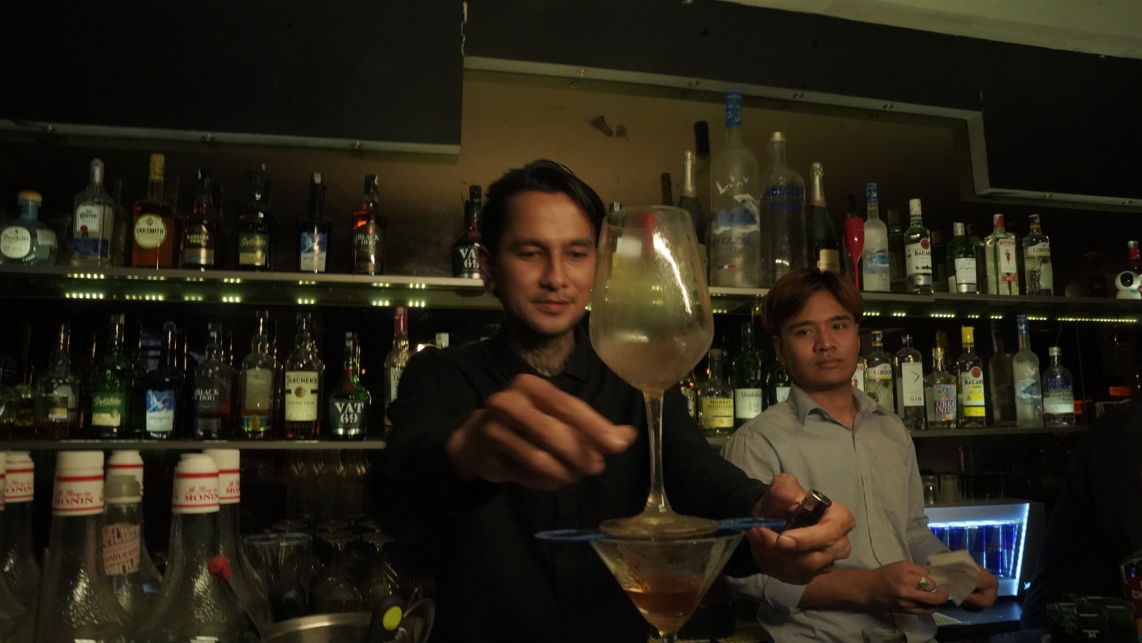 Nightlife Photo 21