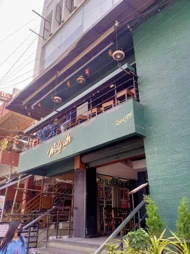 Vibe for ROMANTIC ROOFTOP OPEN NOW at Easy Tiger